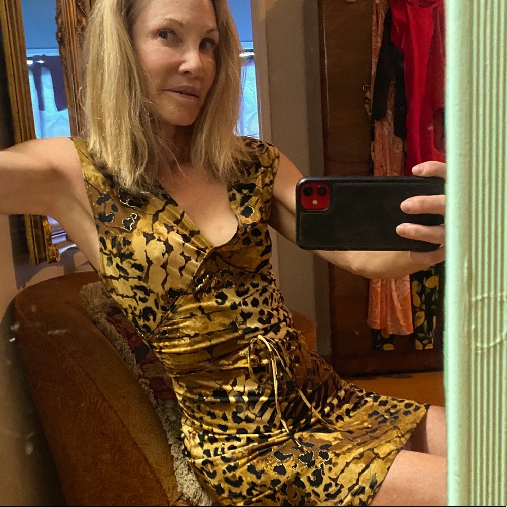 Leopard , snug , lightweight material mini dress